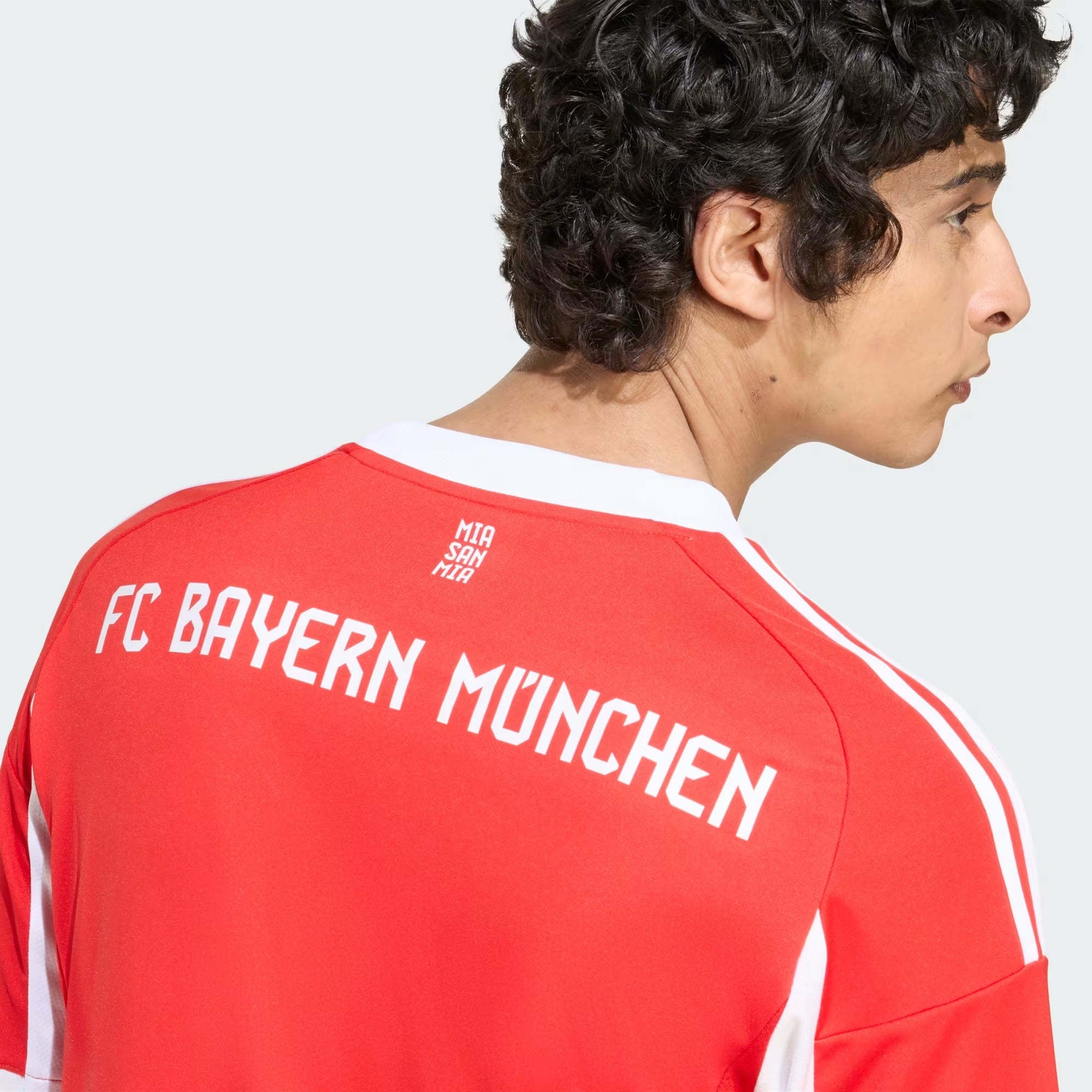 BAYERN MUNCHEN 26