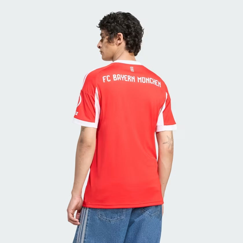 BAYERN MUNCHEN 26