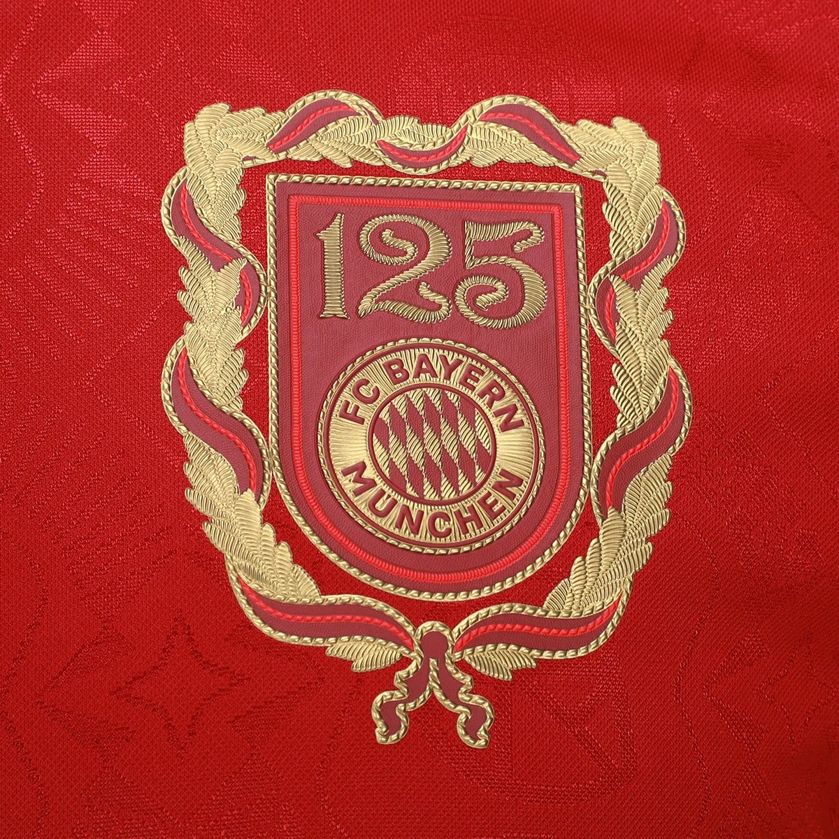 BAYERN MUNCHEN 125 Anniversary red