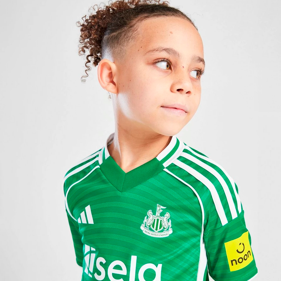 Kids Kit Newcastle United Away 25/26